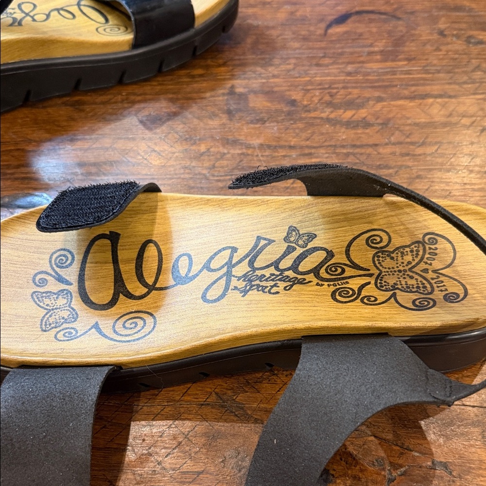 Alegria Black Women's Sandals - Picture 5 of 8